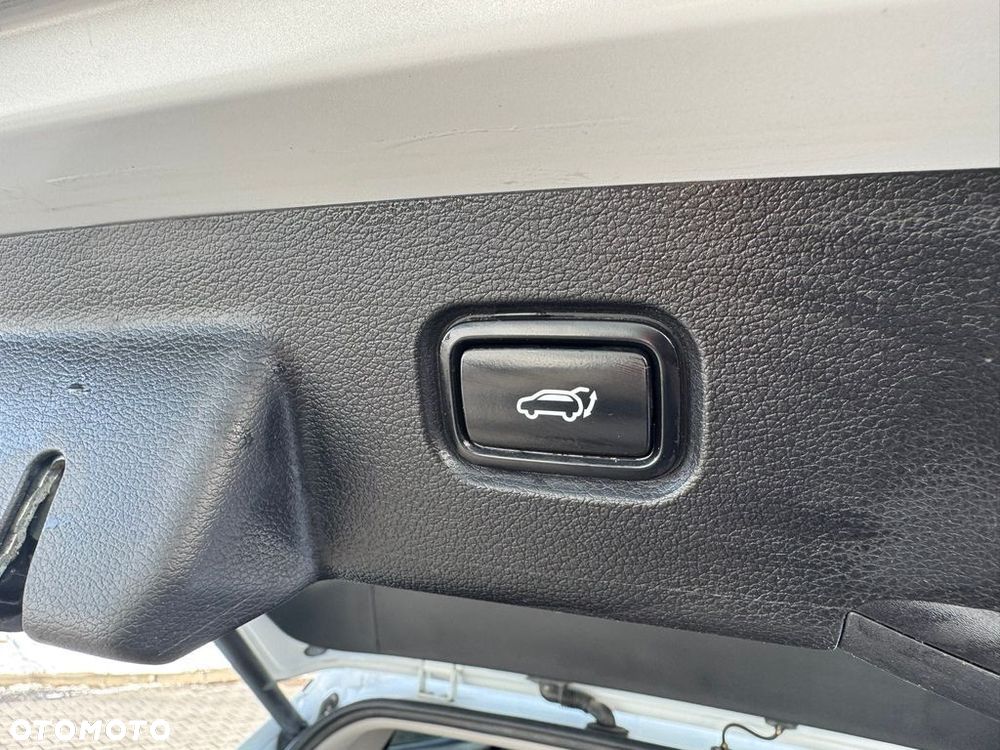 Kia Sportage 1.6 T-GDI HEV Business Line 2WD - 24
