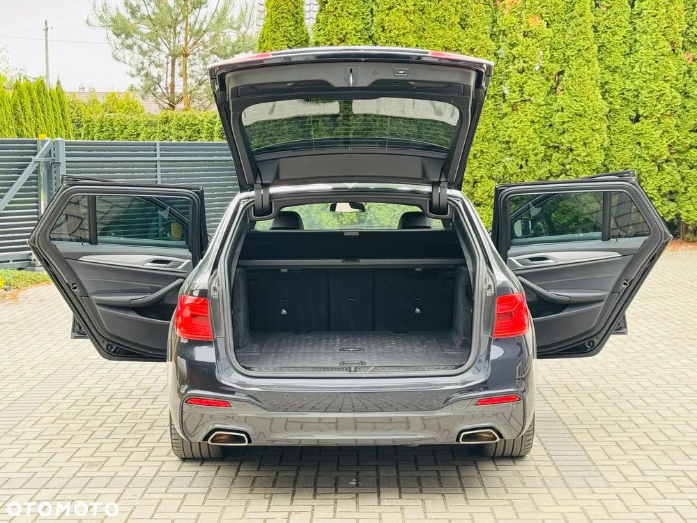 BMW Seria 5 520d M Sport Edition - 13