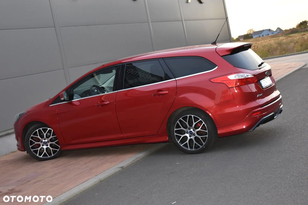 Ford Focus - 22