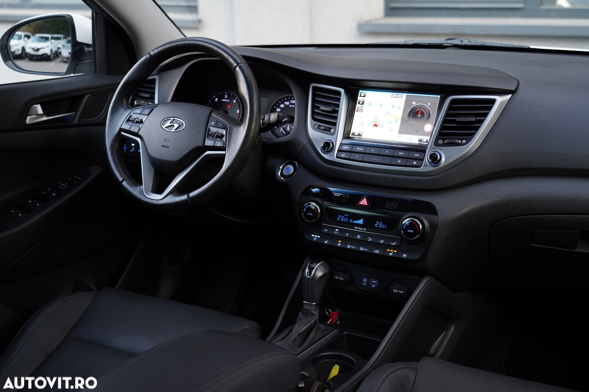 Hyundai Tucson 2.0 CRDI 4WD 6AT Luxury Pack+ - 8
