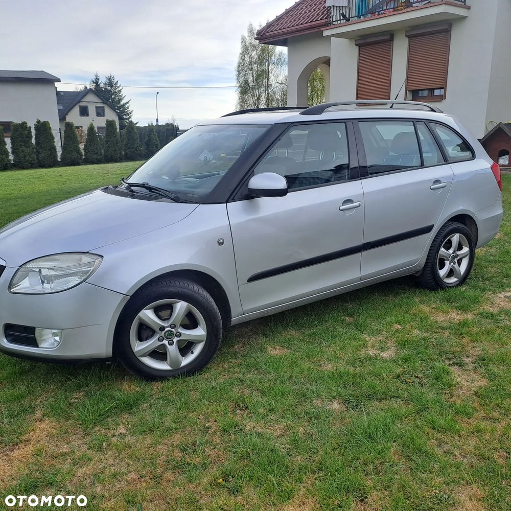 Skoda Fabia 1.4 16V Elegance Plus - 6