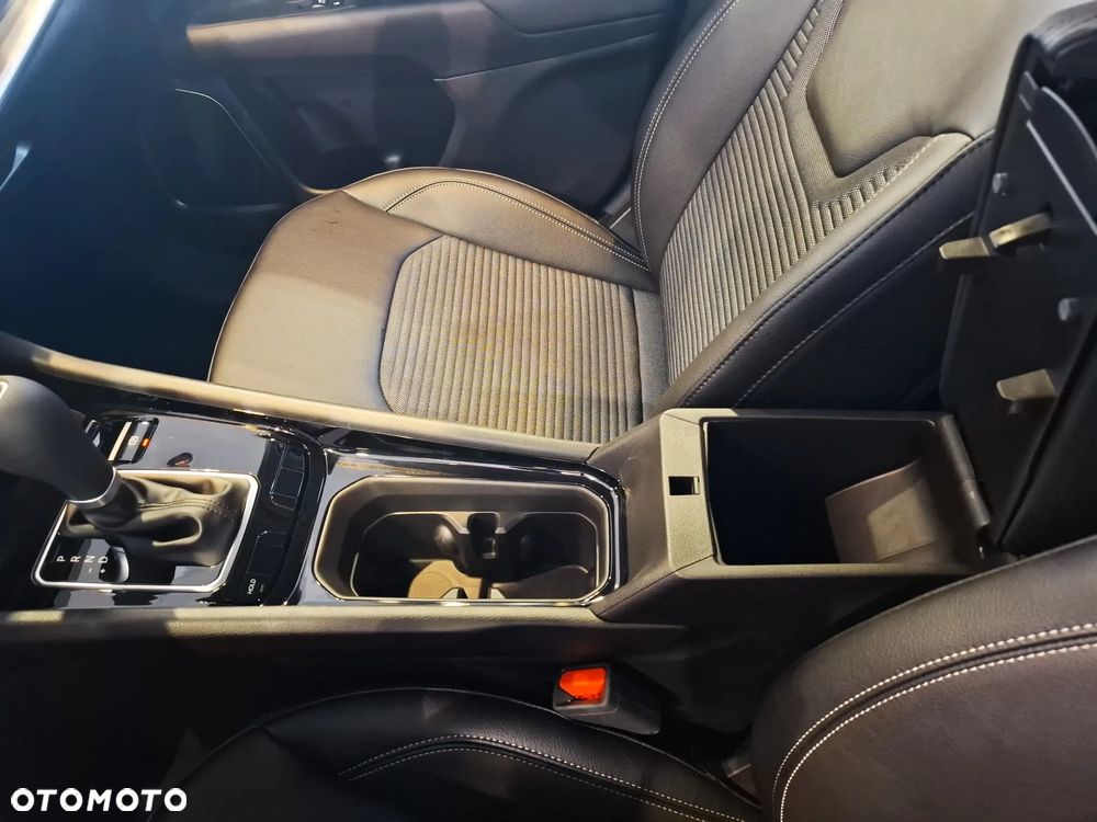 Jeep Compass 1.5 T4 mHEV Altitude FWD S&S DCT - 17