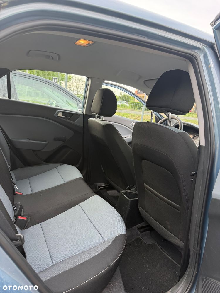 Hyundai i20 1.2 GO - 18