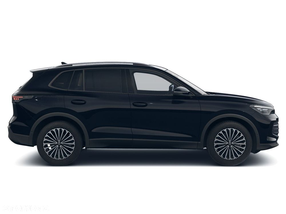 Volkswagen Tiguan - 8