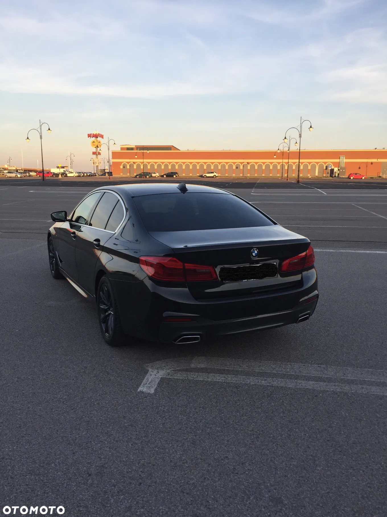 BMW Seria 5 530d xDrive M Sport Edition - 4