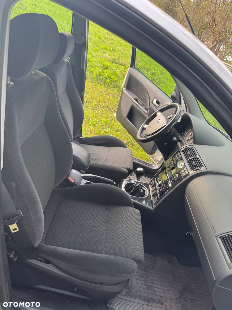 Ford Mondeo 1.8 Ghia - 7