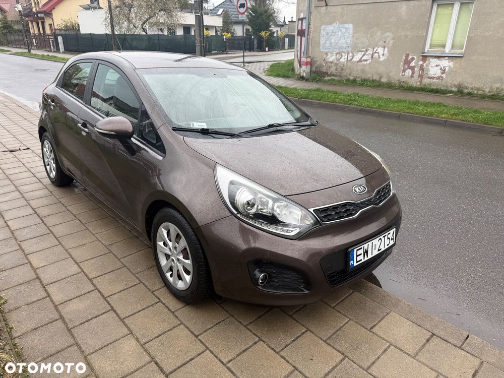 Kia Rio 1.2 XL - 1