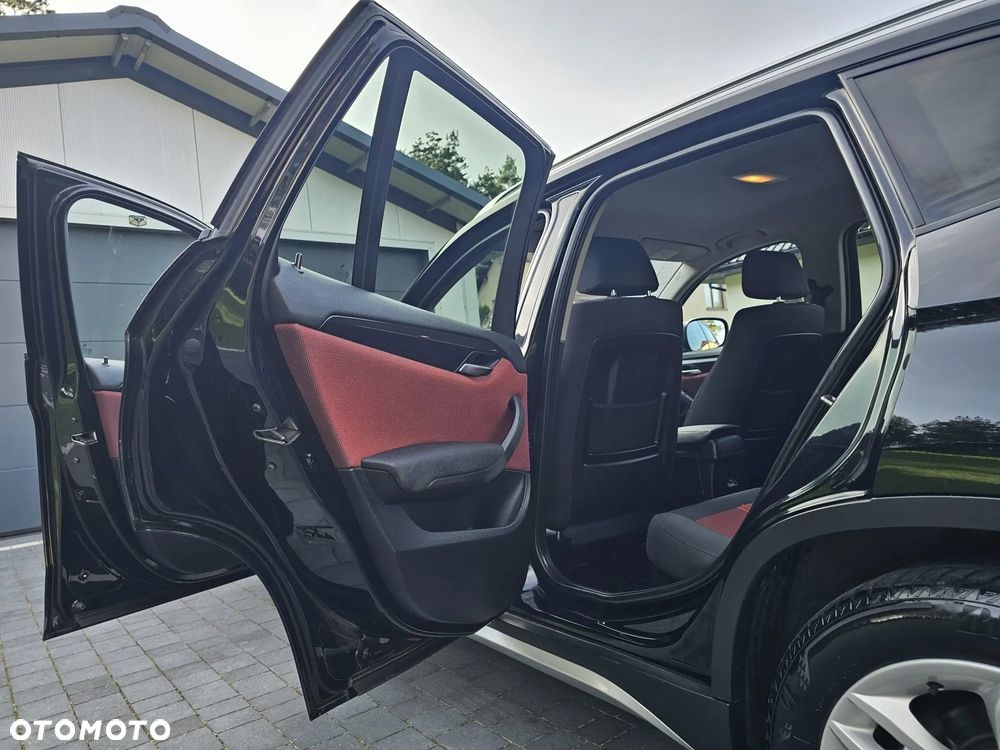 BMW X1 sDrive18d - 17