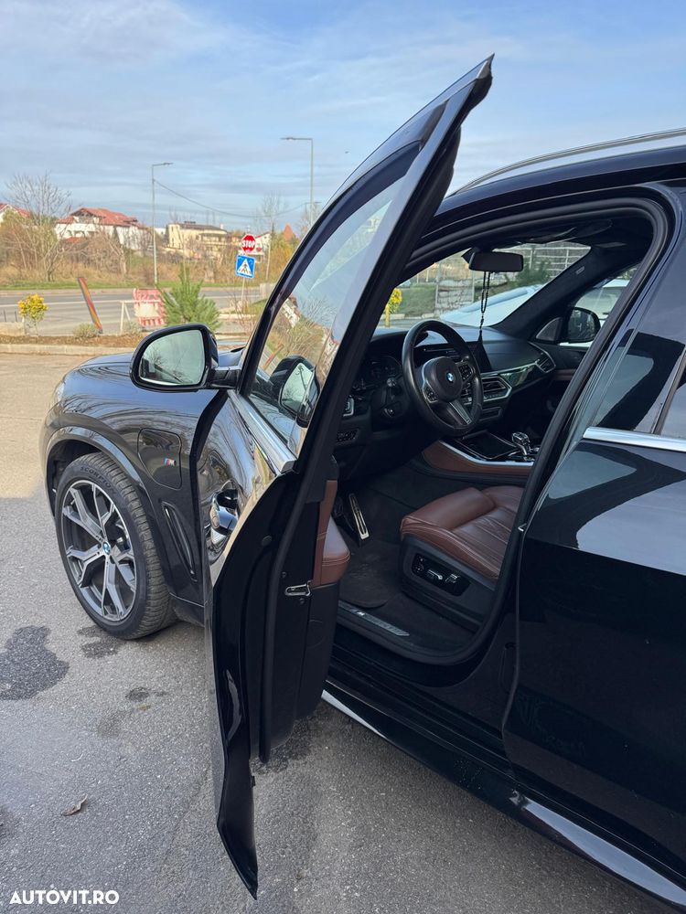 BMW X5 xDrive45e - 28