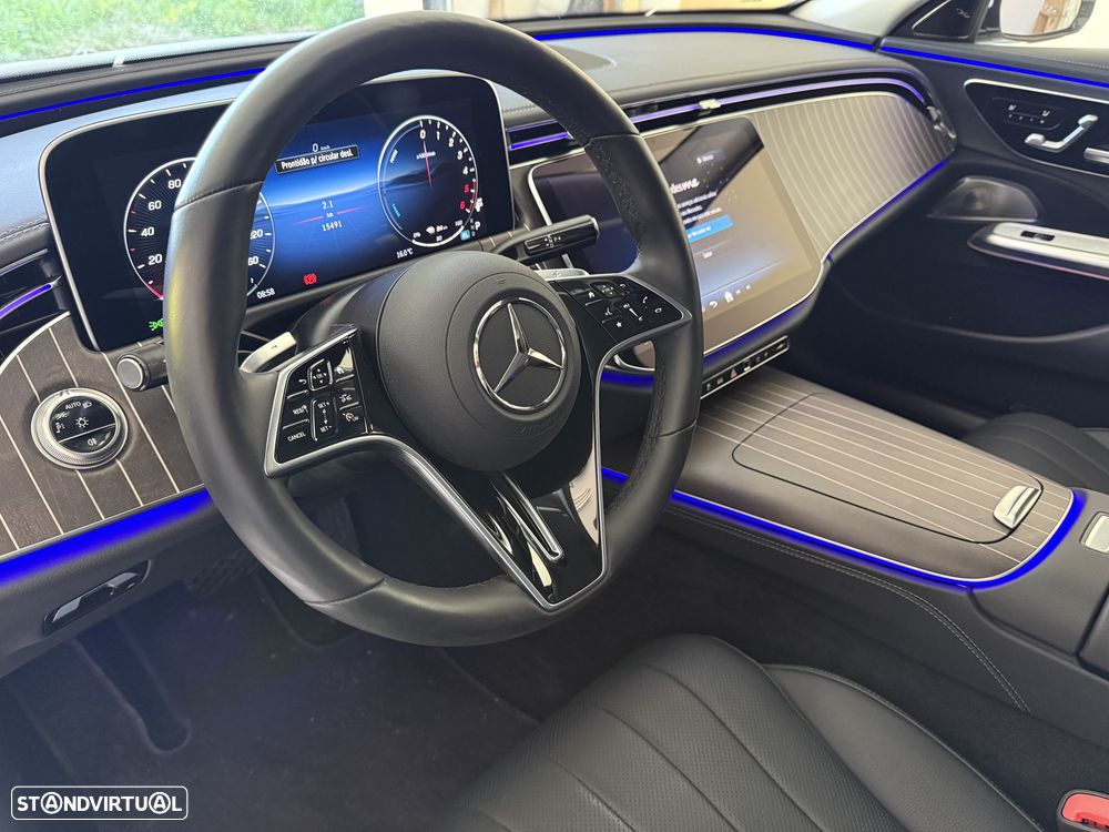 Mercedes-Benz E 300 - 11