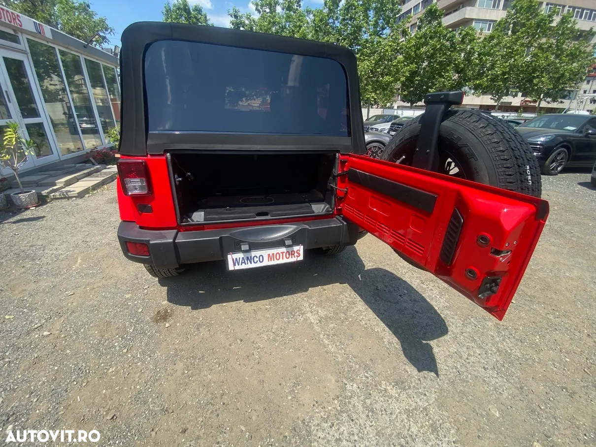 Jeep Wrangler 3.6 V6 AT Rubicon - 24