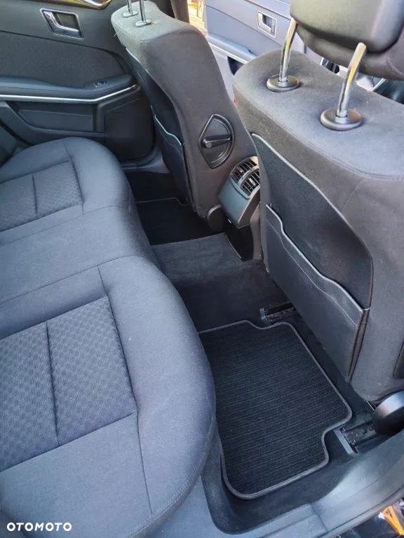 Mercedes-Benz Klasa E - 17