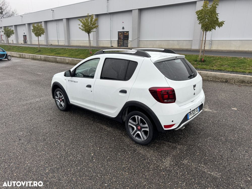 Dacia Sandero Stepway Blue dCi 95 Prestige - 5