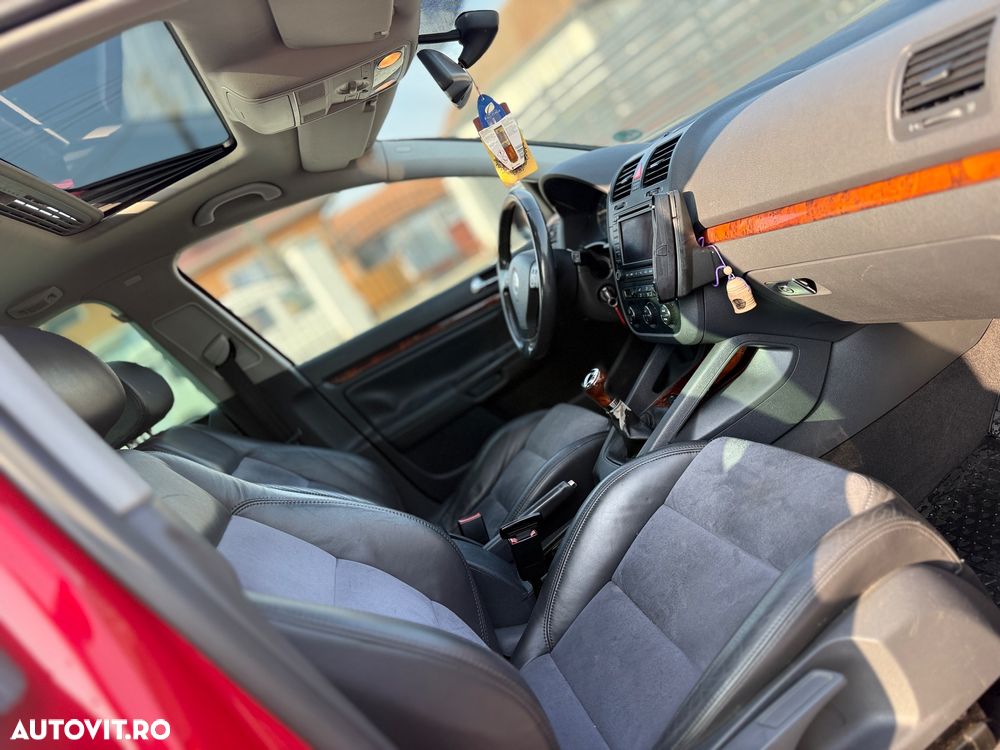 Volkswagen Golf 2.0 TDI 4Motion Sportline - 6