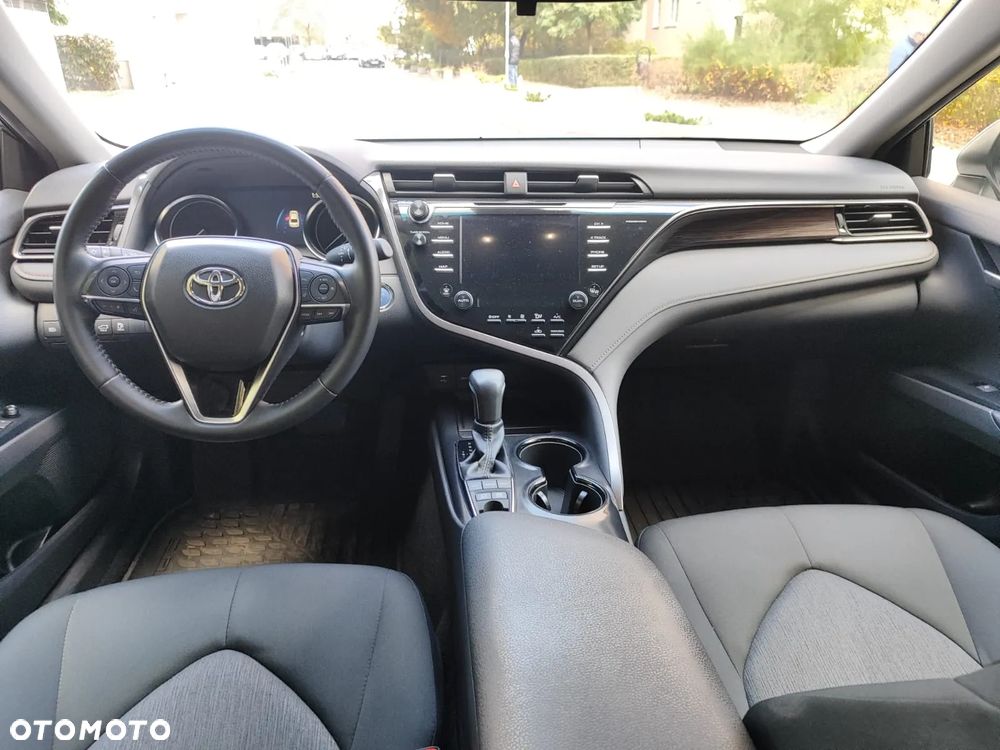 Toyota Camry 2.5 Hybrid Prestige CVT - 7