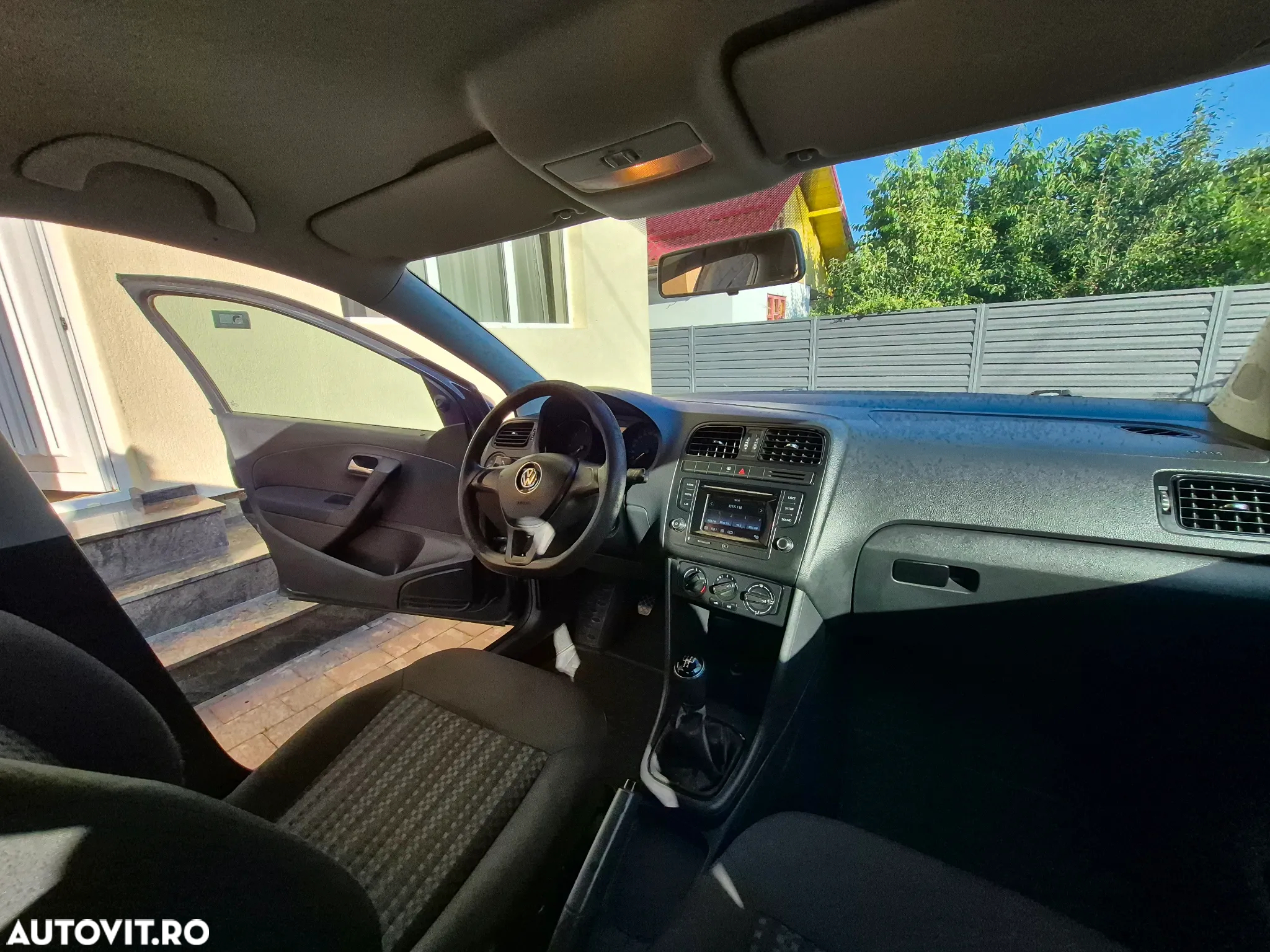 Volkswagen Polo - 17