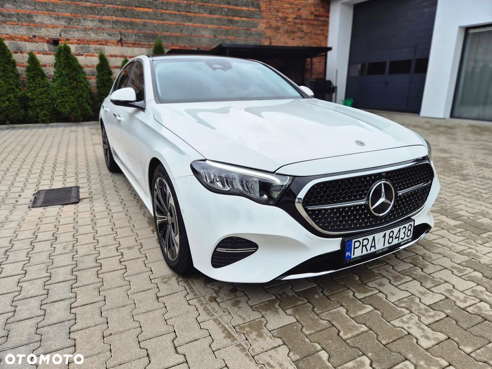 Mercedes-Benz Klasa E 220 d Avantgarde - 3