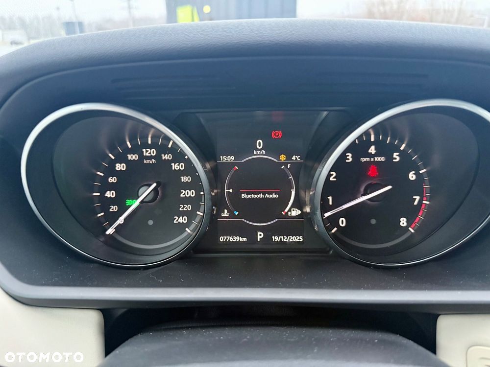 Land Rover Discovery 3.0 Si6 SE - 3