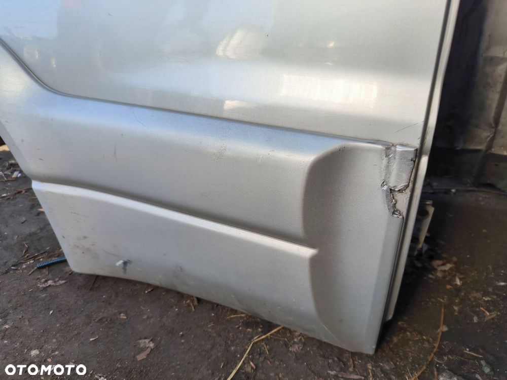 DRZWI PRAWE TYŁ SUZUKI GRAND VITARA I - 4