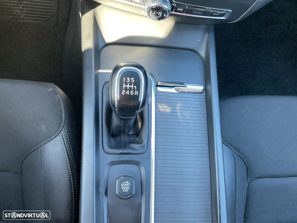 Volvo V60 2.0 D3 - 31