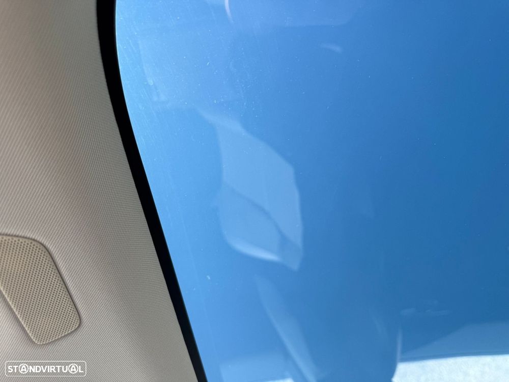 Volvo XC 60 2.0 T8 PHEV Momentum Plus AWD - 12