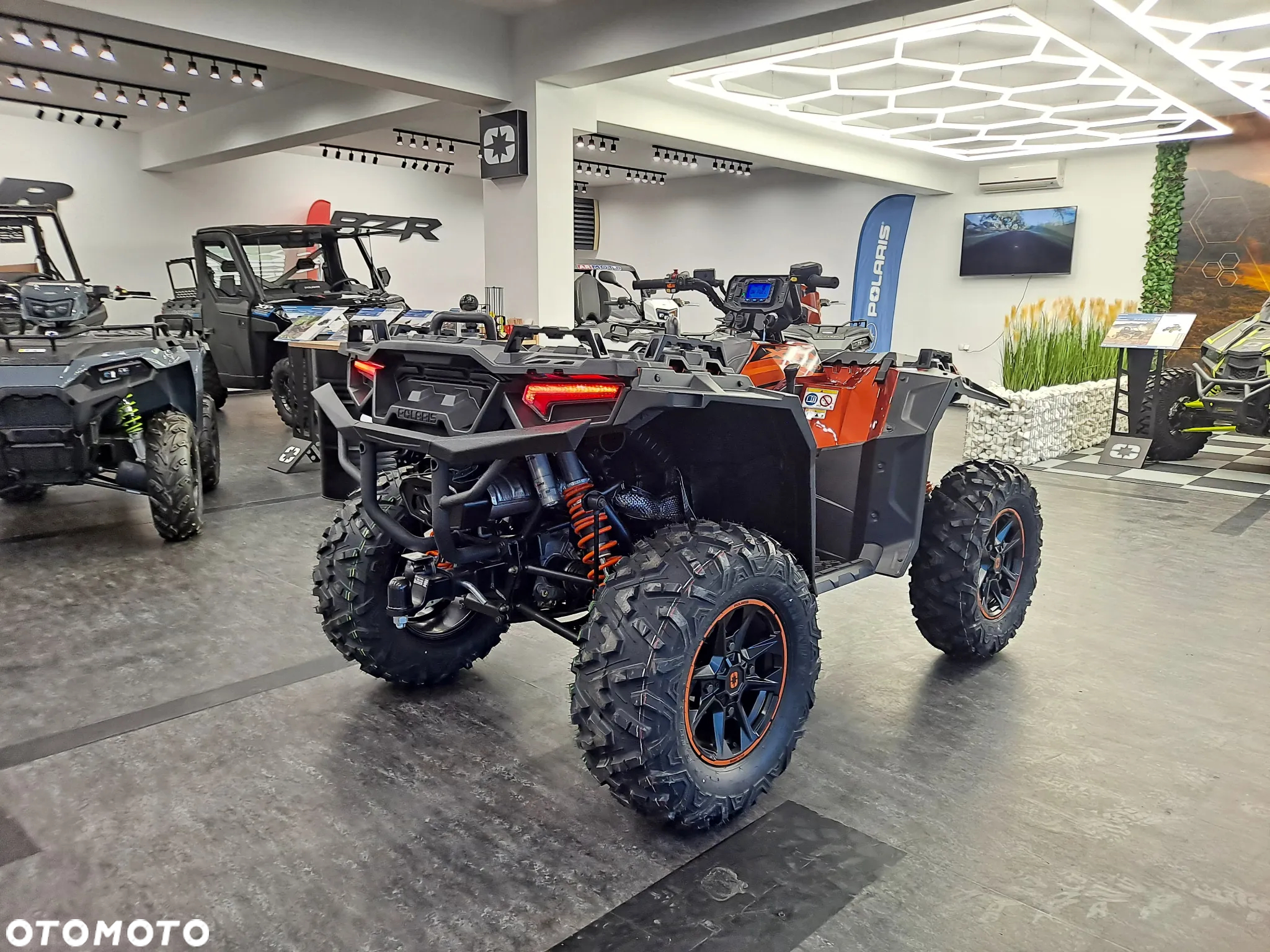 Polaris Sportsman - 7