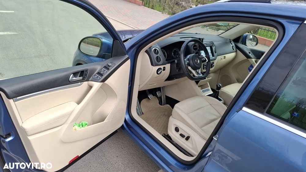 Volkswagen Tiguan 2.0 TDI DPF 4Motion BlueMotion Technology Sport & Style - 19