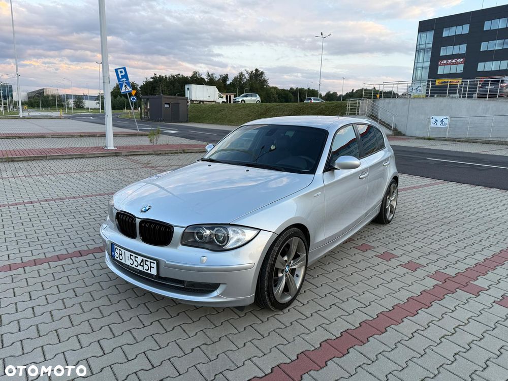 BMW Seria 1 120d DPF - 1