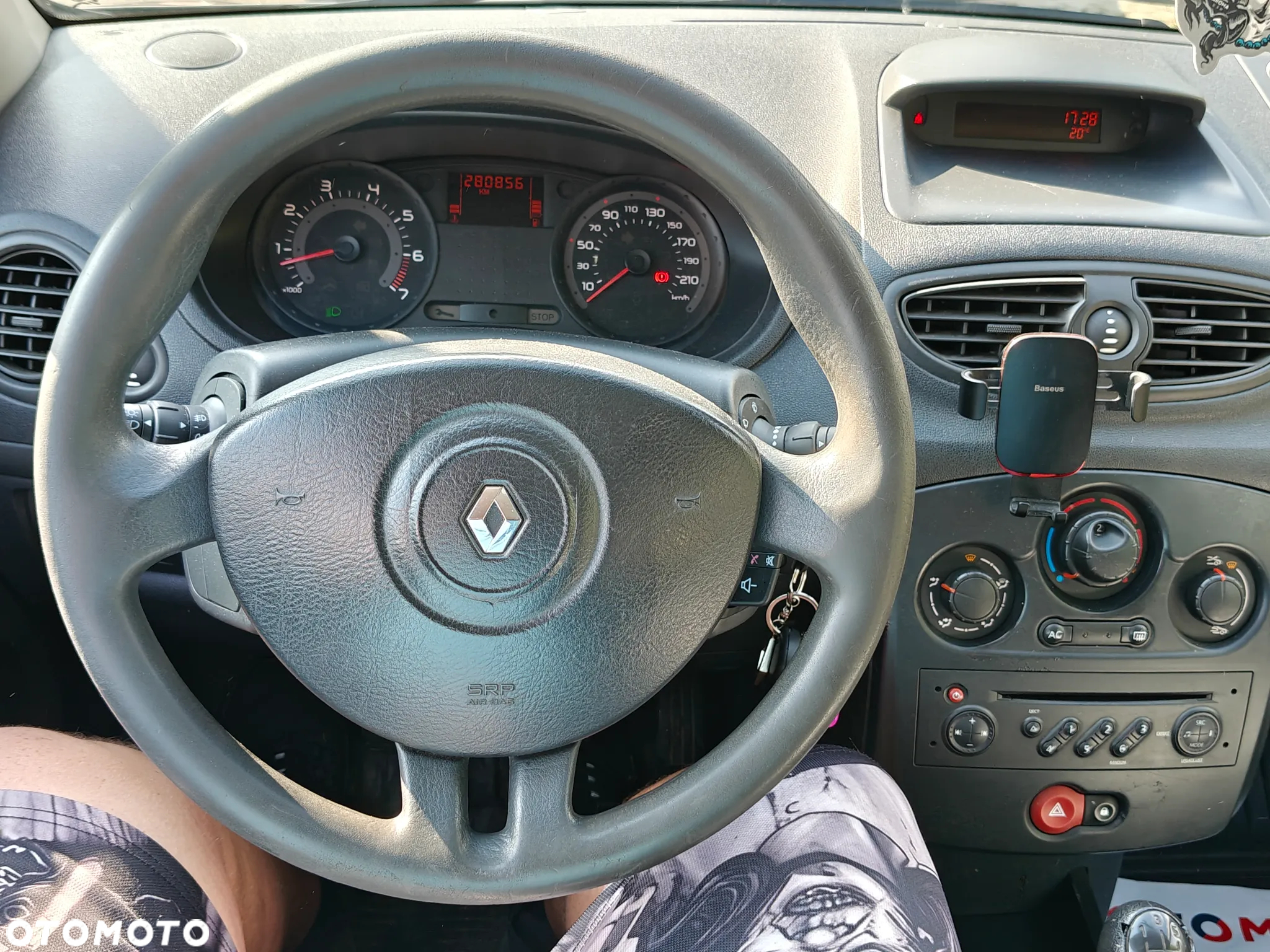 Renault Clio 1.2 TCE Authentique - 19