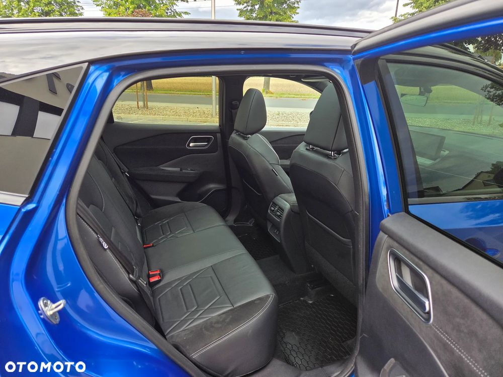 Nissan Qashqai 1.3 DIG-T 4x4 MHEV Xtronic Tekna - 15