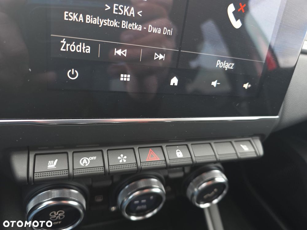 Renault Captur 1.3 TCe Zen EDC - 23