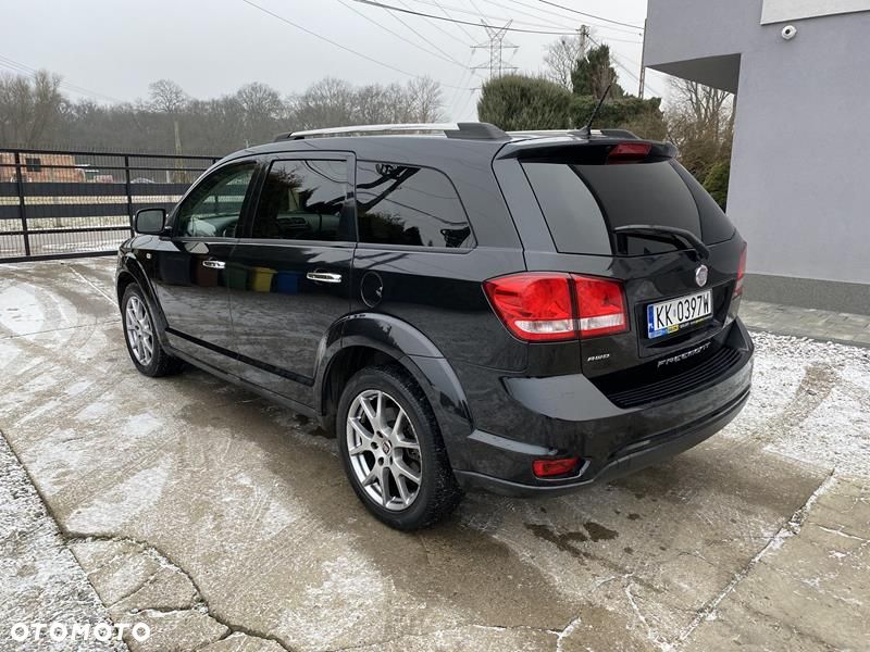 Fiat Freemont 2.0 Multijet Black Code AWD - 23