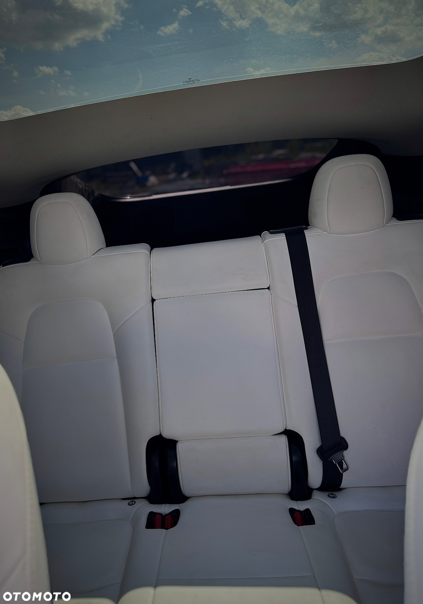 Tesla Y Model Long Range Dual Motor AWD - 6