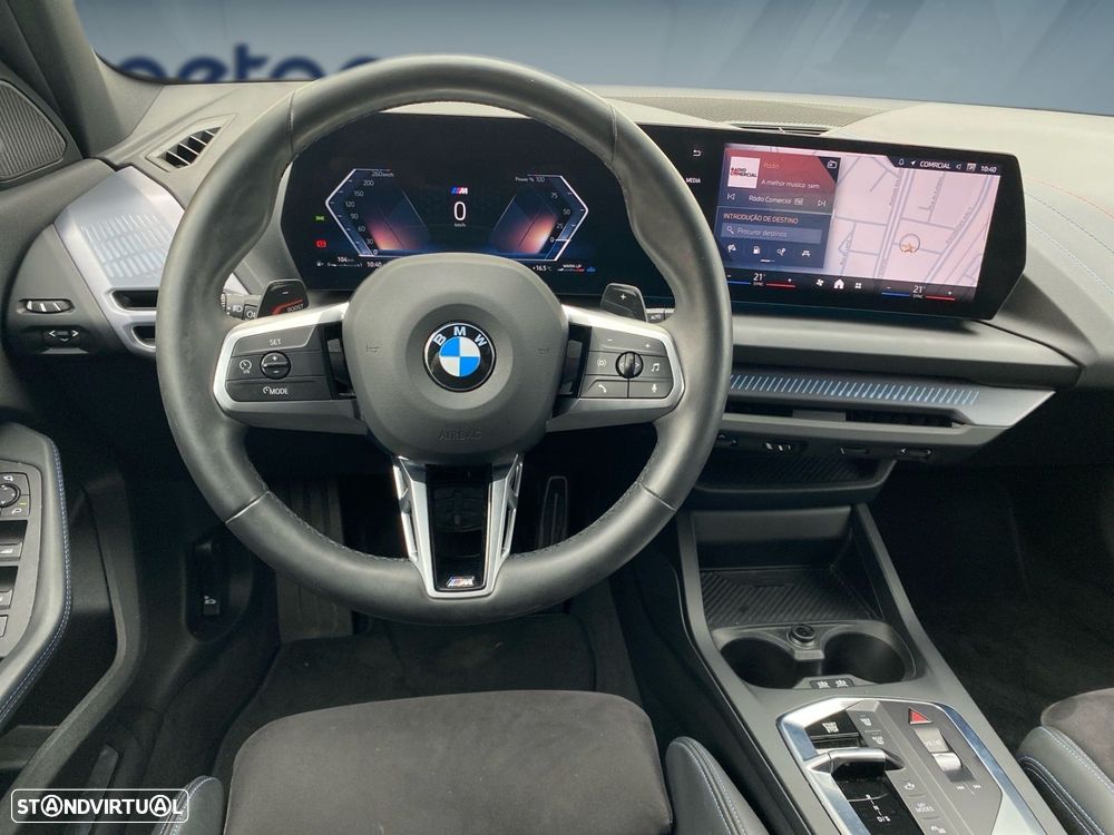 BMW 118 d Pack Desportivo M - 5