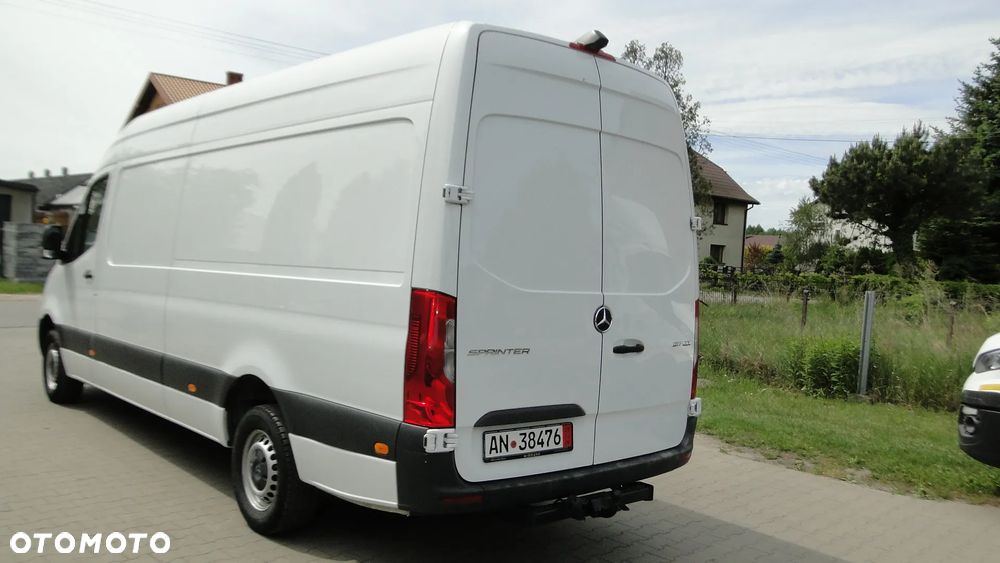 Mercedes-Benz SPRINTER - 5