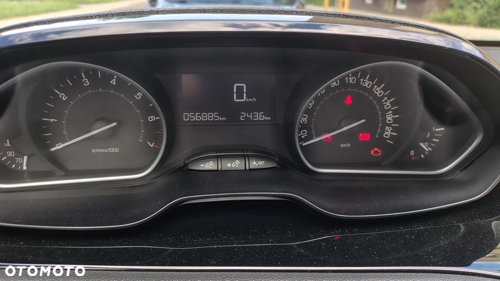Peugeot 208 1.2 PureTech Active - 7