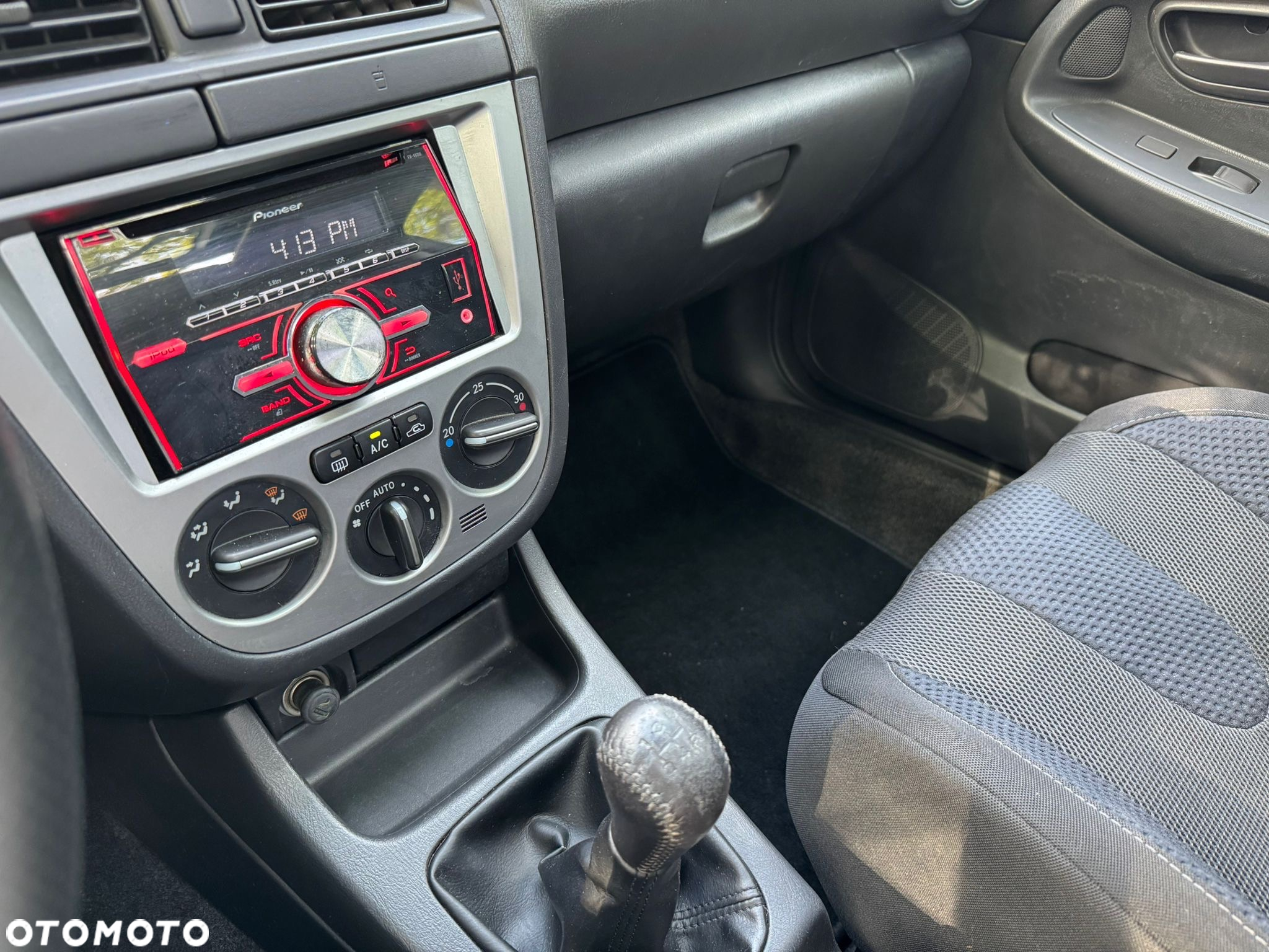 Subaru Impreza 2.0 WRX - 13