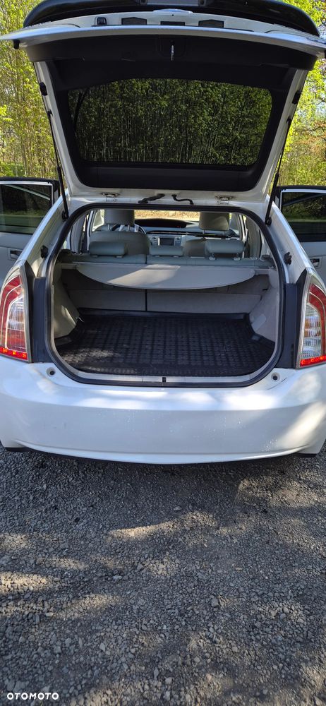 Toyota Prius 1.8 HSD Premium - 9