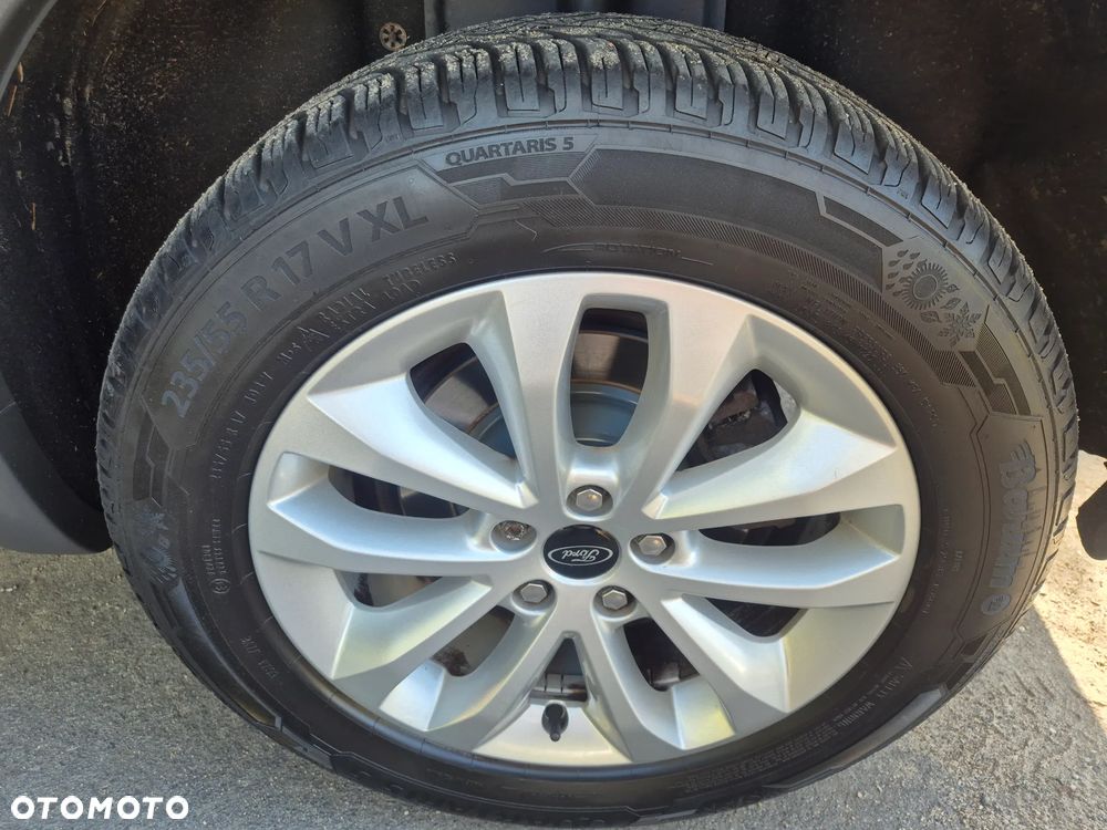 Ford Kuga 2.0 TDCi Titanium FWD - 13