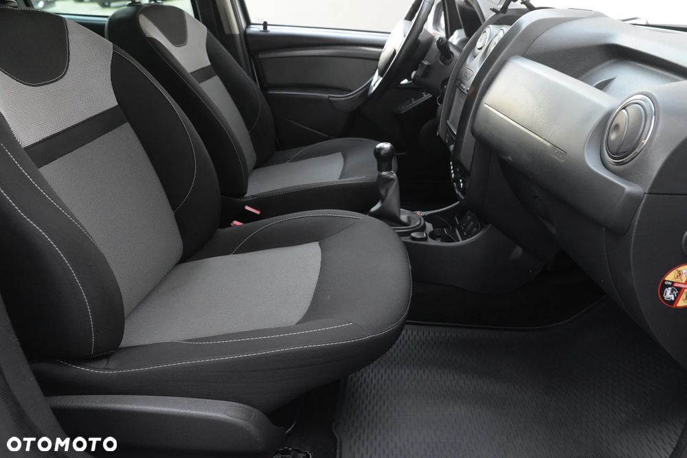 Dacia Duster 1.6 SCe Outdoor S&S - 37