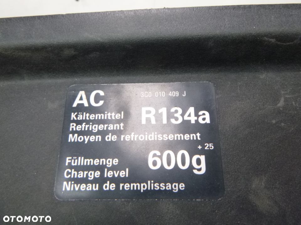VW PASSAT B6 3C0 2.0TDI PAS PRZEDNI WZMOCNIENIE CHLODNICA WIATRAK 3C0971205A 3C0971206A  1K0121523L  1K0121207BC  3C0145805P - 3