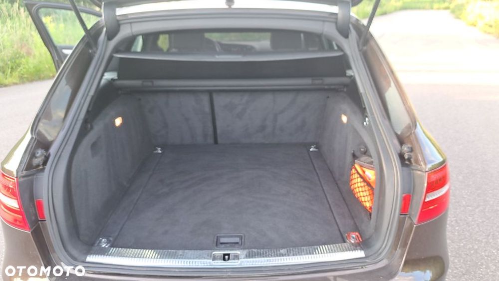 Audi A4 Avant 2.0 TDI - 10