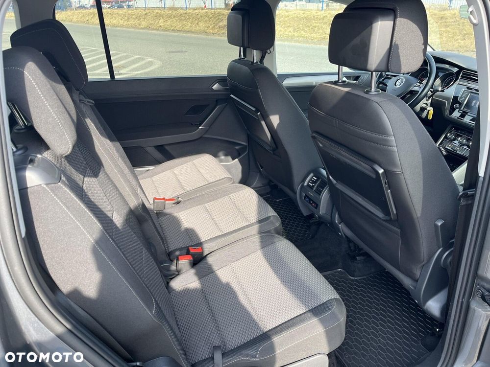 Volkswagen Touran 2.0 TDI BMT Comfortline - 20