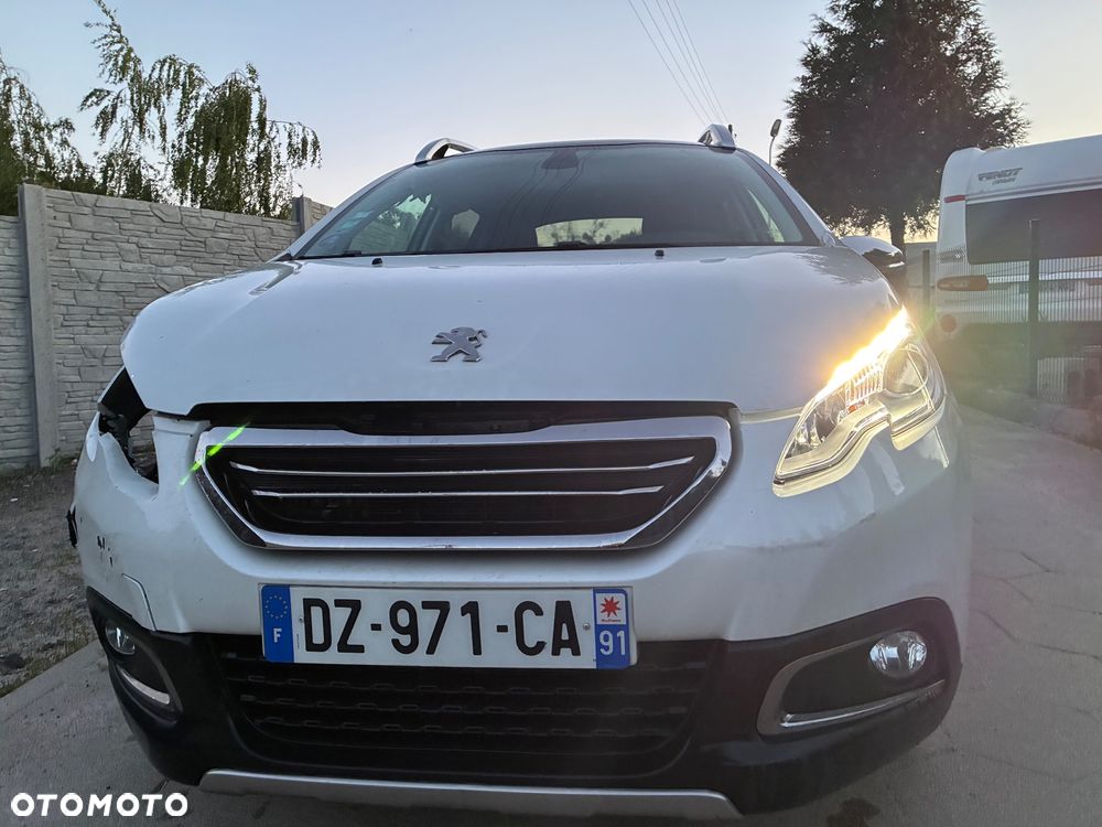Peugeot 2008 PureTech 110 Stop&Start EAT6 Allure - 3