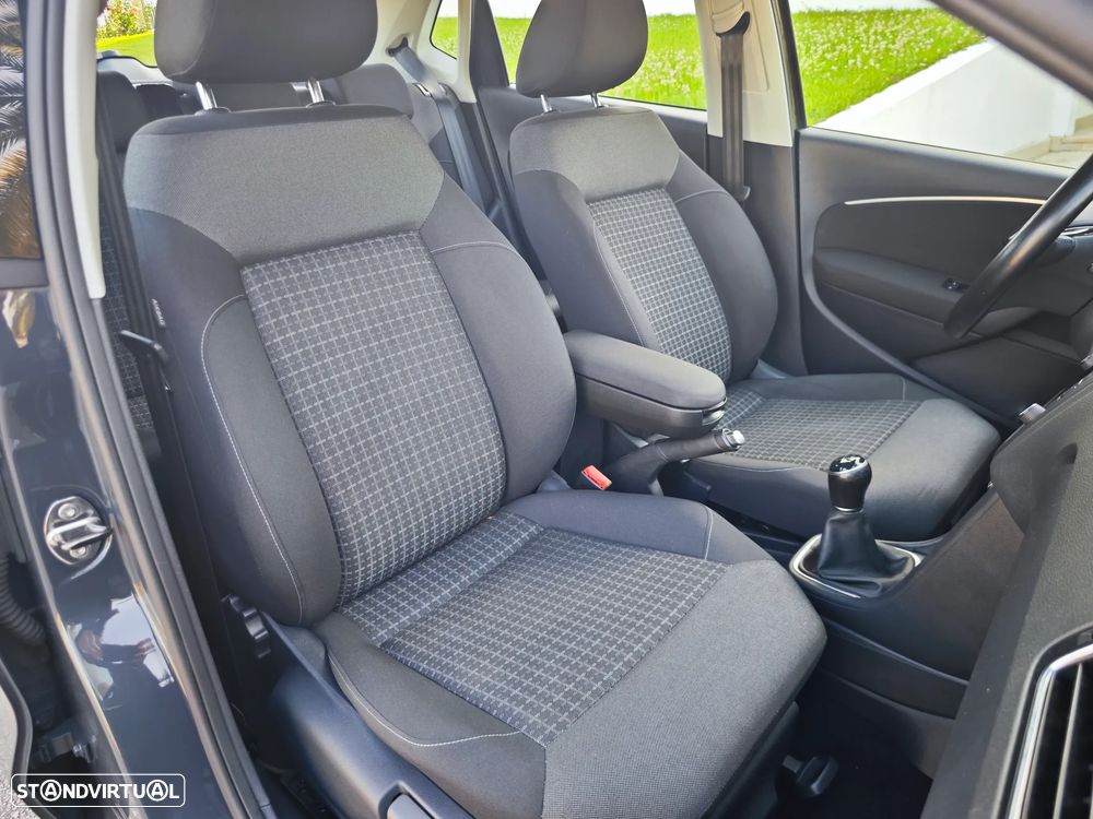 VW Polo 1.4 TDi Connect - 10