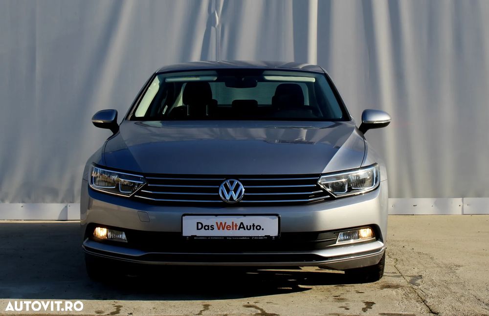 Volkswagen Passat - 3