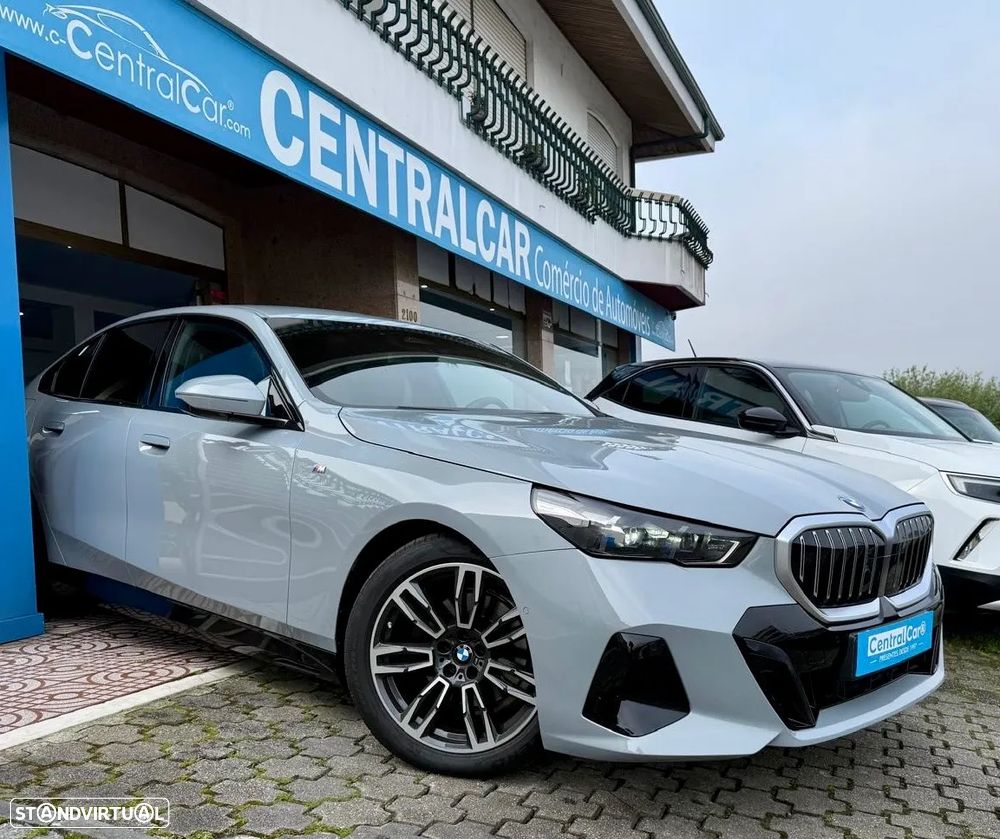 BMW 520 d Pack Desportivo M - 3