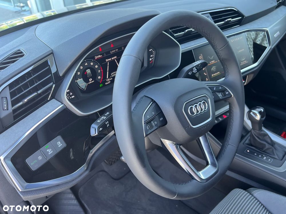 Audi Q3 - 11