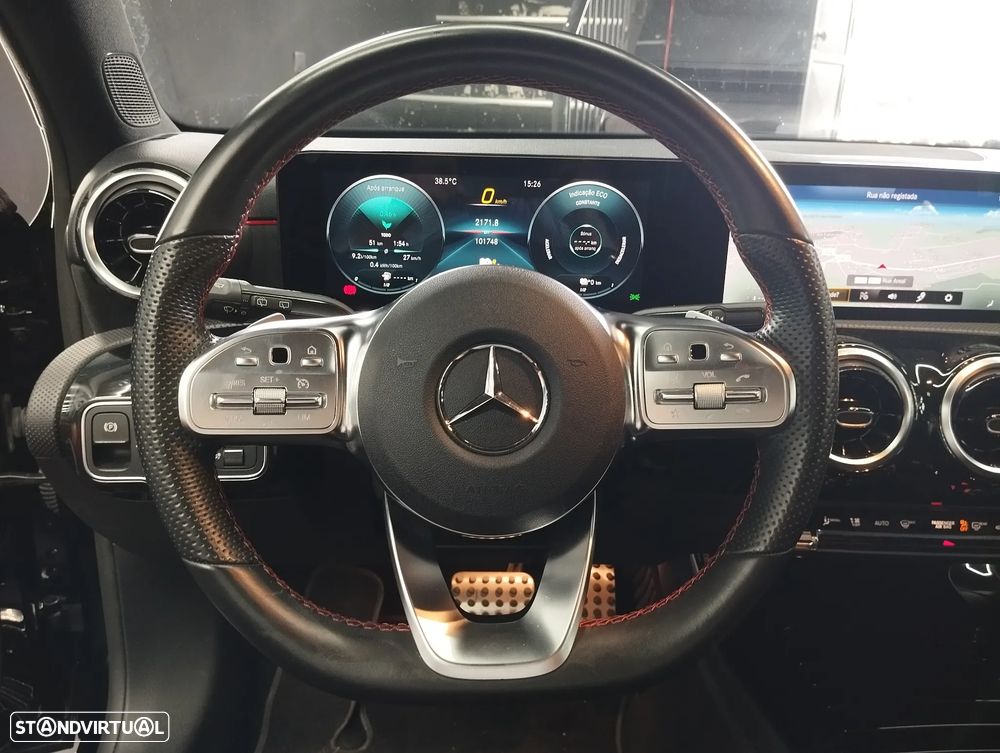 Mercedes-Benz A 250 e AMG Line - 18