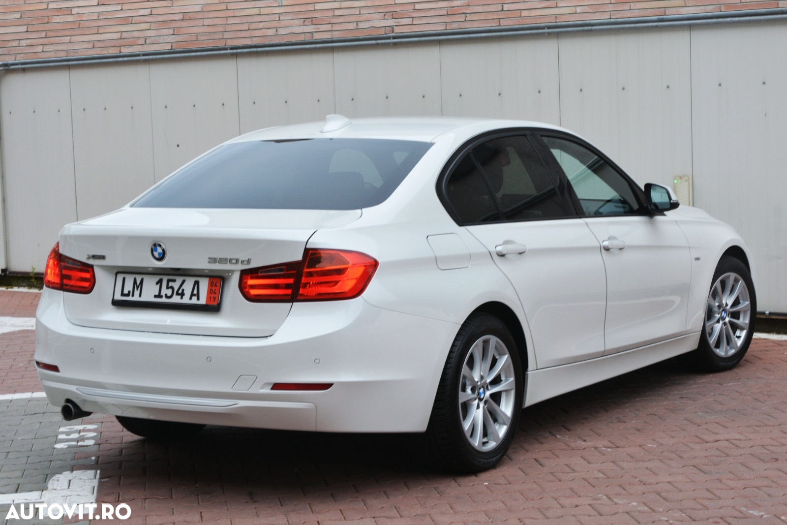 BMW Seria 3 320d xDrive Sport-Aut. Modern Line - 3